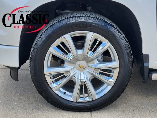 Used 2022 Chevrolet Silverado 1500 High Country w/ High Country Premium Package image 22