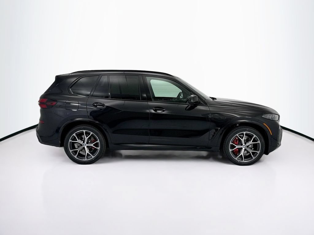 Used 2026 BMW X5 xDrive40i w/ M Sport Package AWD/4WD image 4