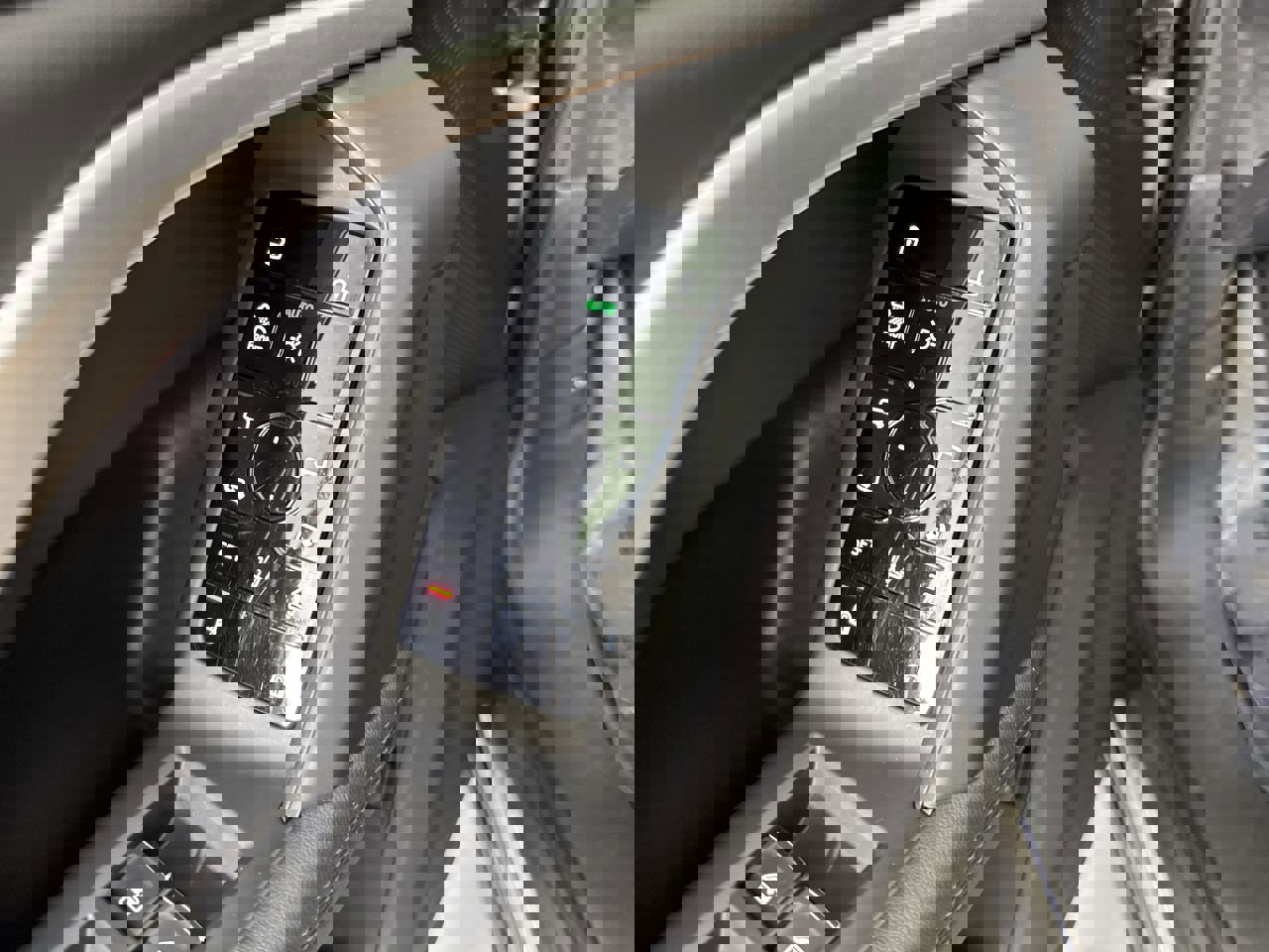 Used 2025 Audi Q5 Premium Plus w/ Premium Plus image 14