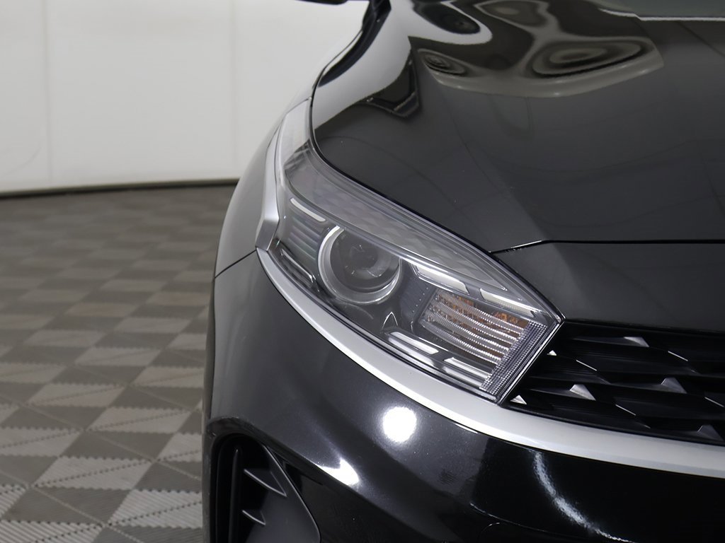 Used 2024 Kia Forte LXS image 11