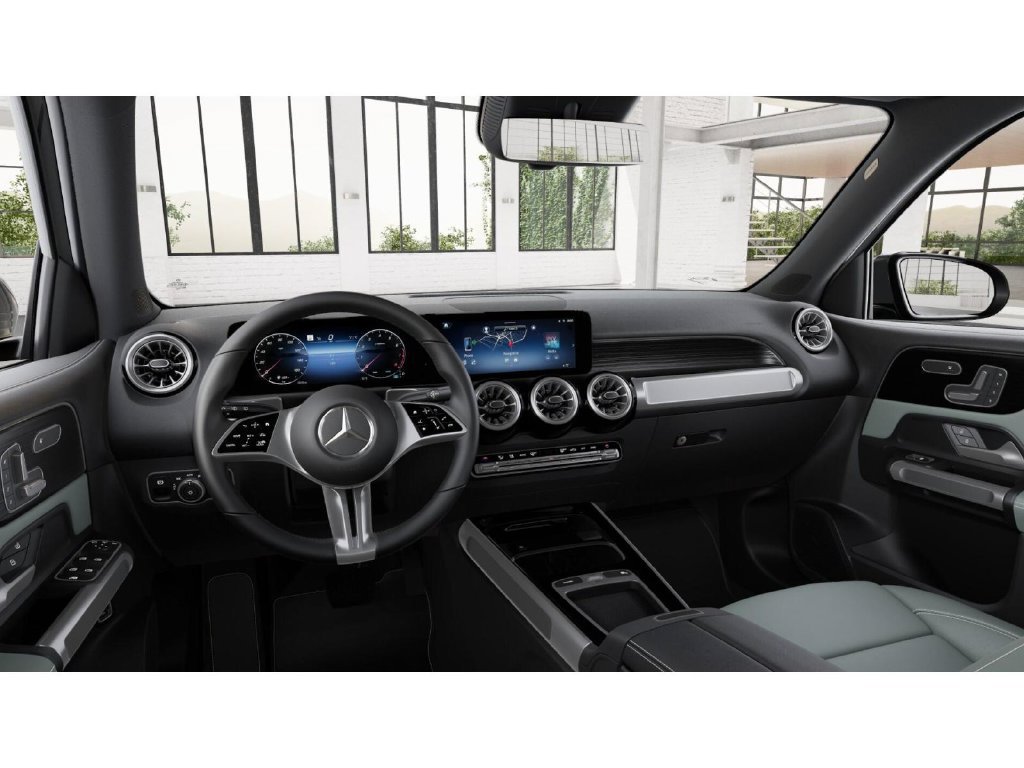 Certified 2026 Mercedes-Benz GLB 250 4MATIC image 3