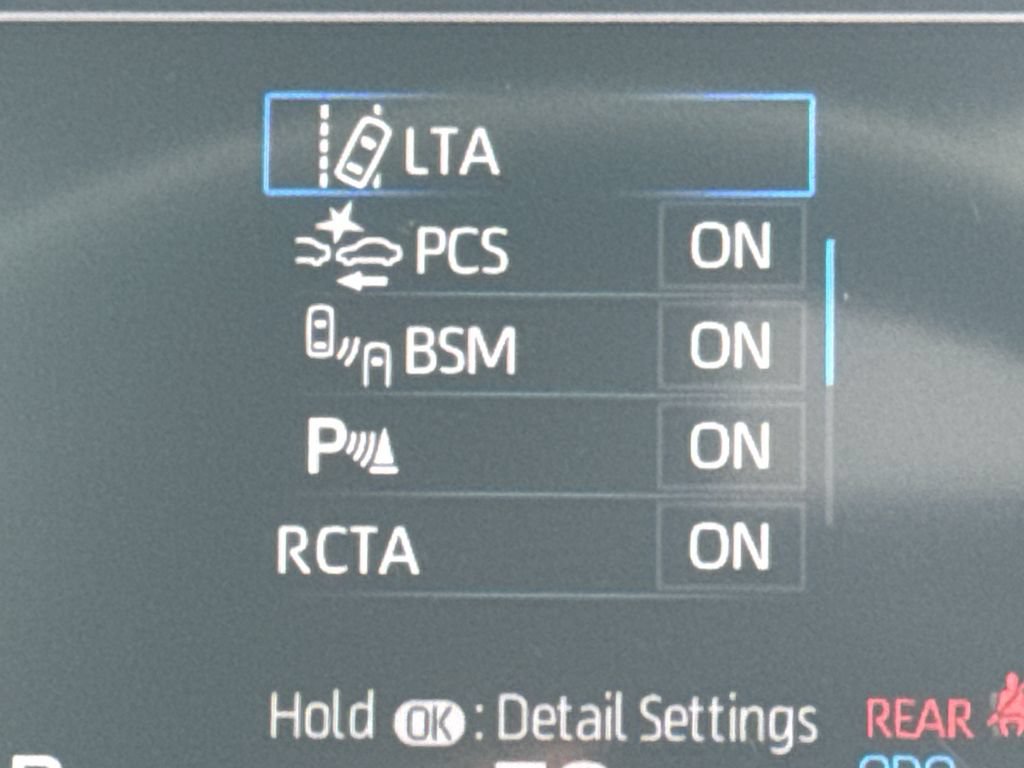 Used 2020 Toyota RAV4 Limited AWD/4WD image 20