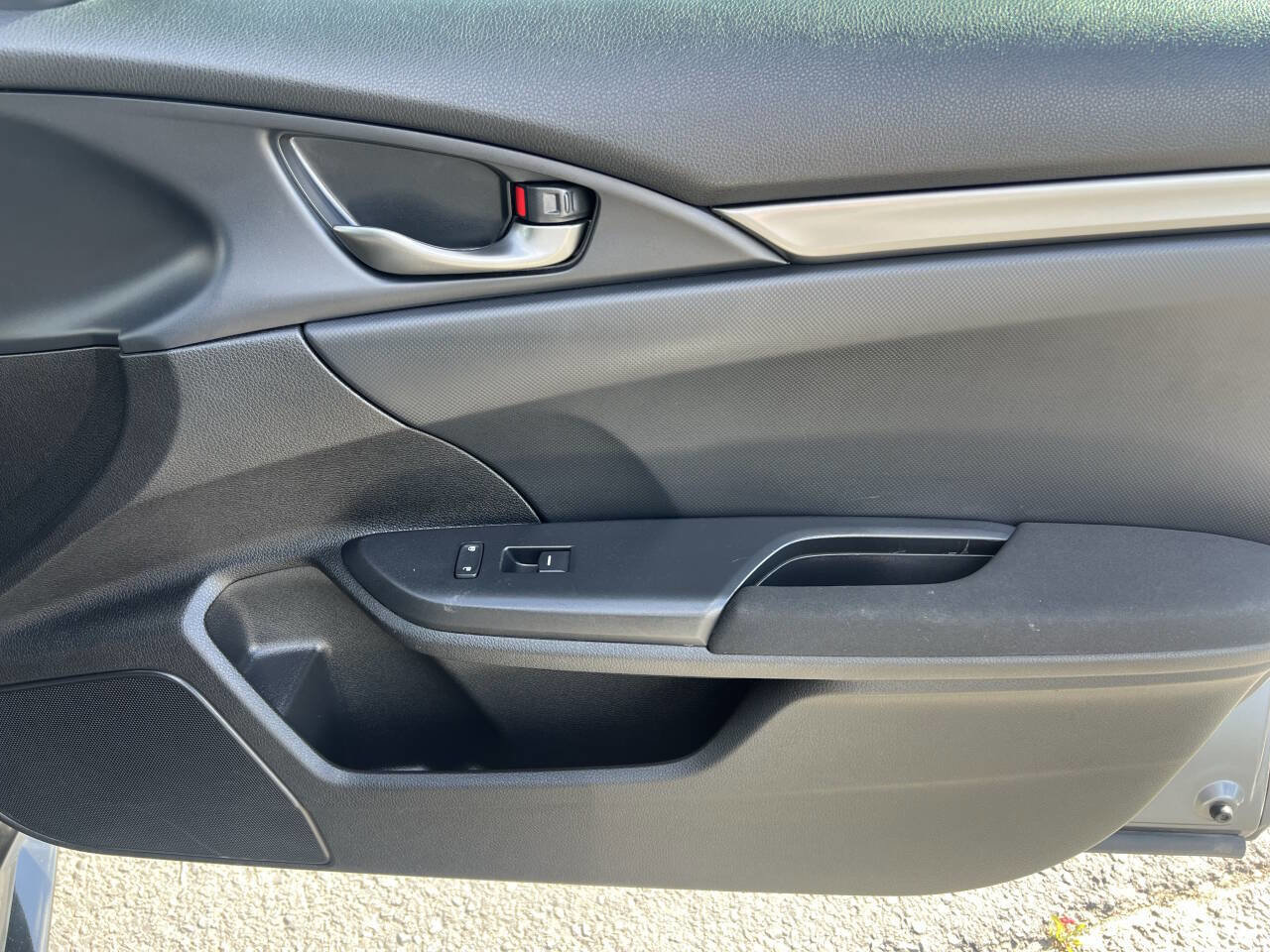 Used 2018 Honda Civic Sport image 23