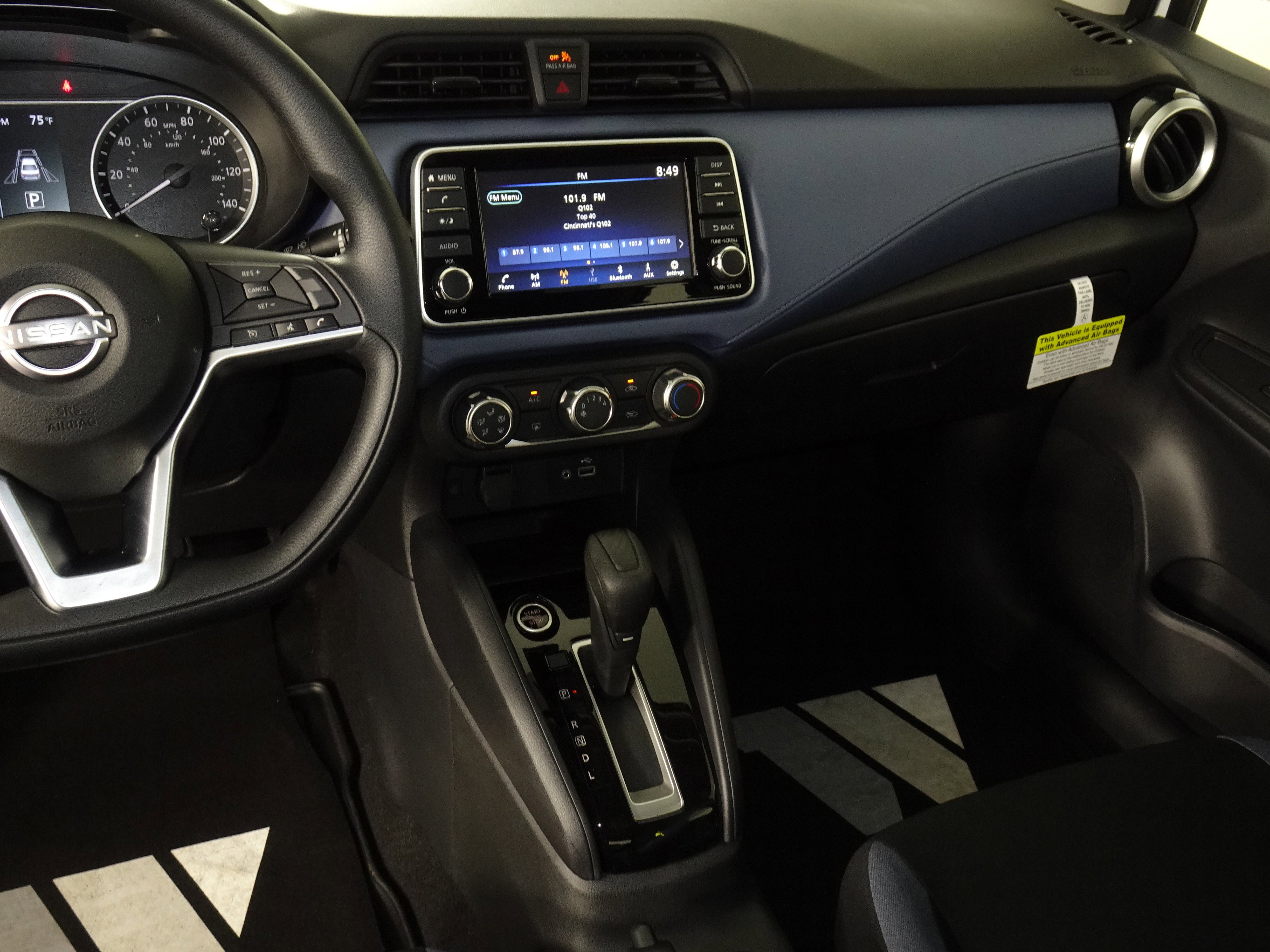 New 2025 Nissan Versa SV w/ Trunk Package image 8