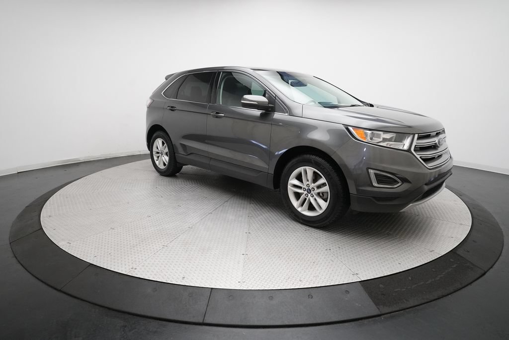 Used 2017 Ford Edge SEL w/ Equipment Group 201A AWD/4WD image 38
