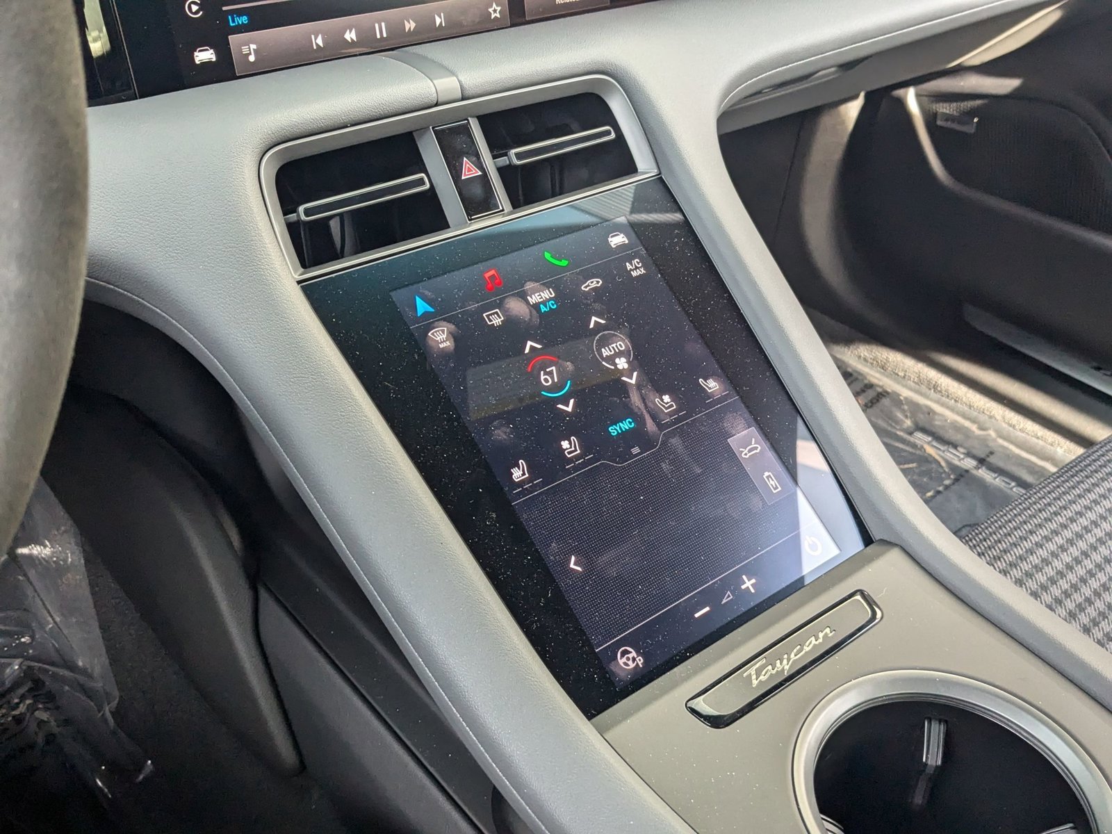 New 2025 Porsche Taycan image 20