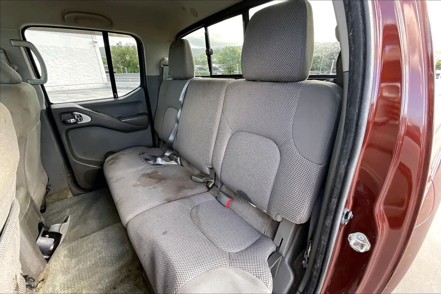 Used 2017 Nissan Frontier SV w/ SV Value Truck Package RWD image 29
