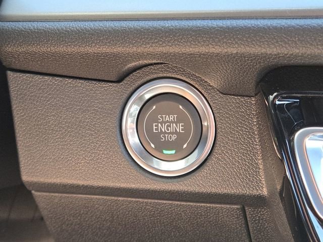New 2026 Chevrolet Traverse LT w/ Driver Confidence Package FWD image 15