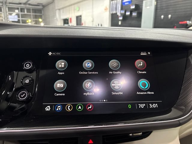 Used 2022 Buick Envision Essence w/ Technology Package I AWD/4WD image 25