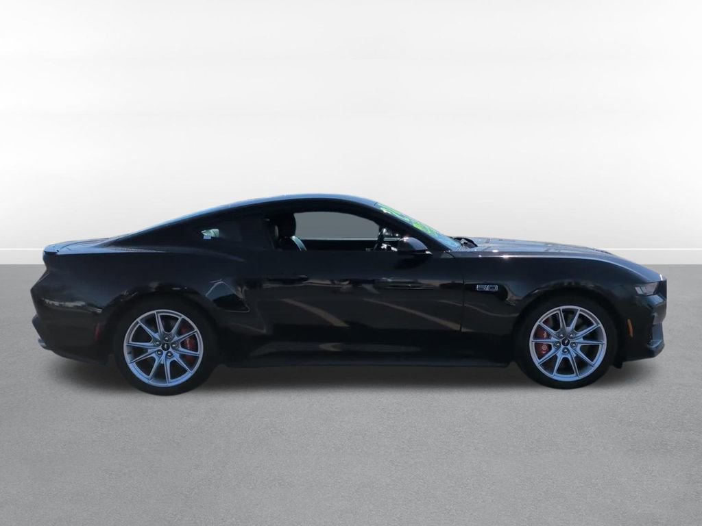 Used 2024 Ford Mustang GT Premium RWD image 3