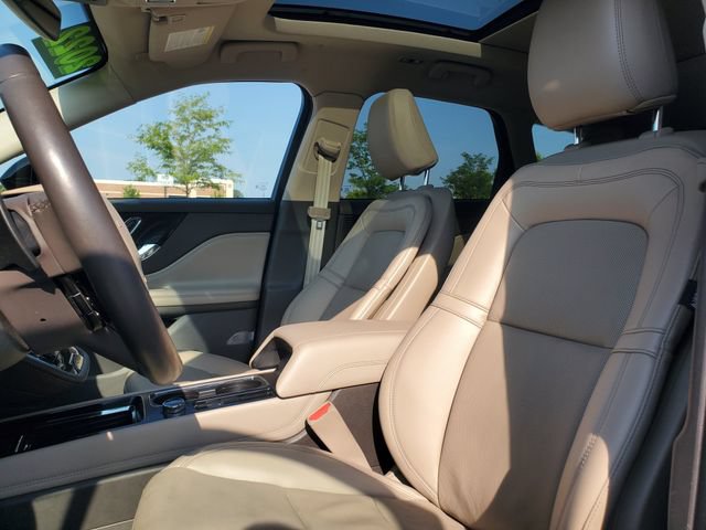 Certified 2022 Lincoln Corsair Reserve w/ Equipment Group 201A AWD/4WD image 5
