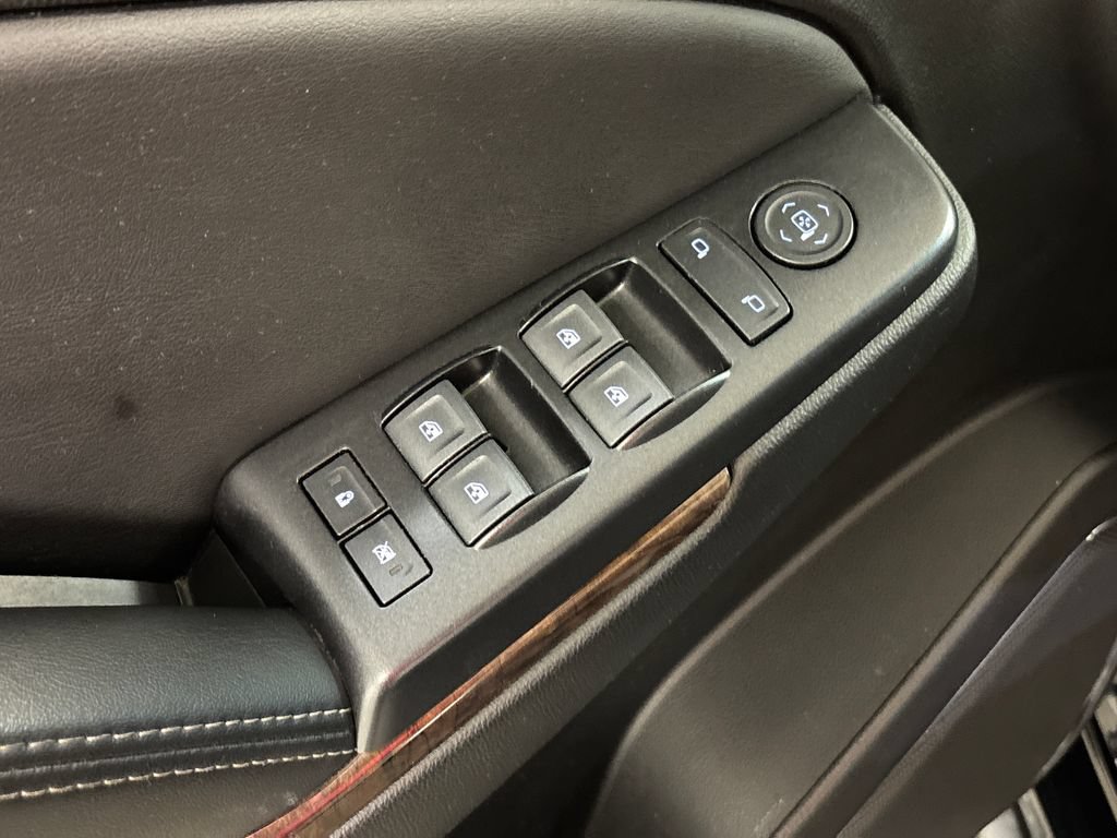 Used 2020 Chevrolet Tahoe LS RWD image 24