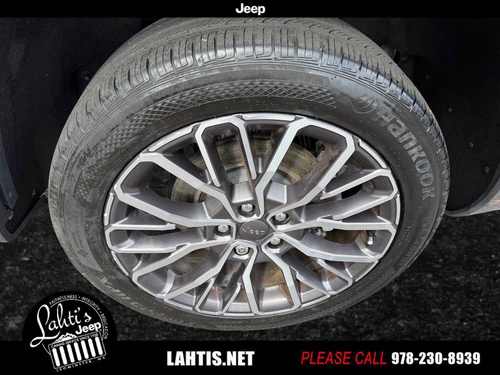 Used 2023 Jeep Grand Cherokee L Summit image 22