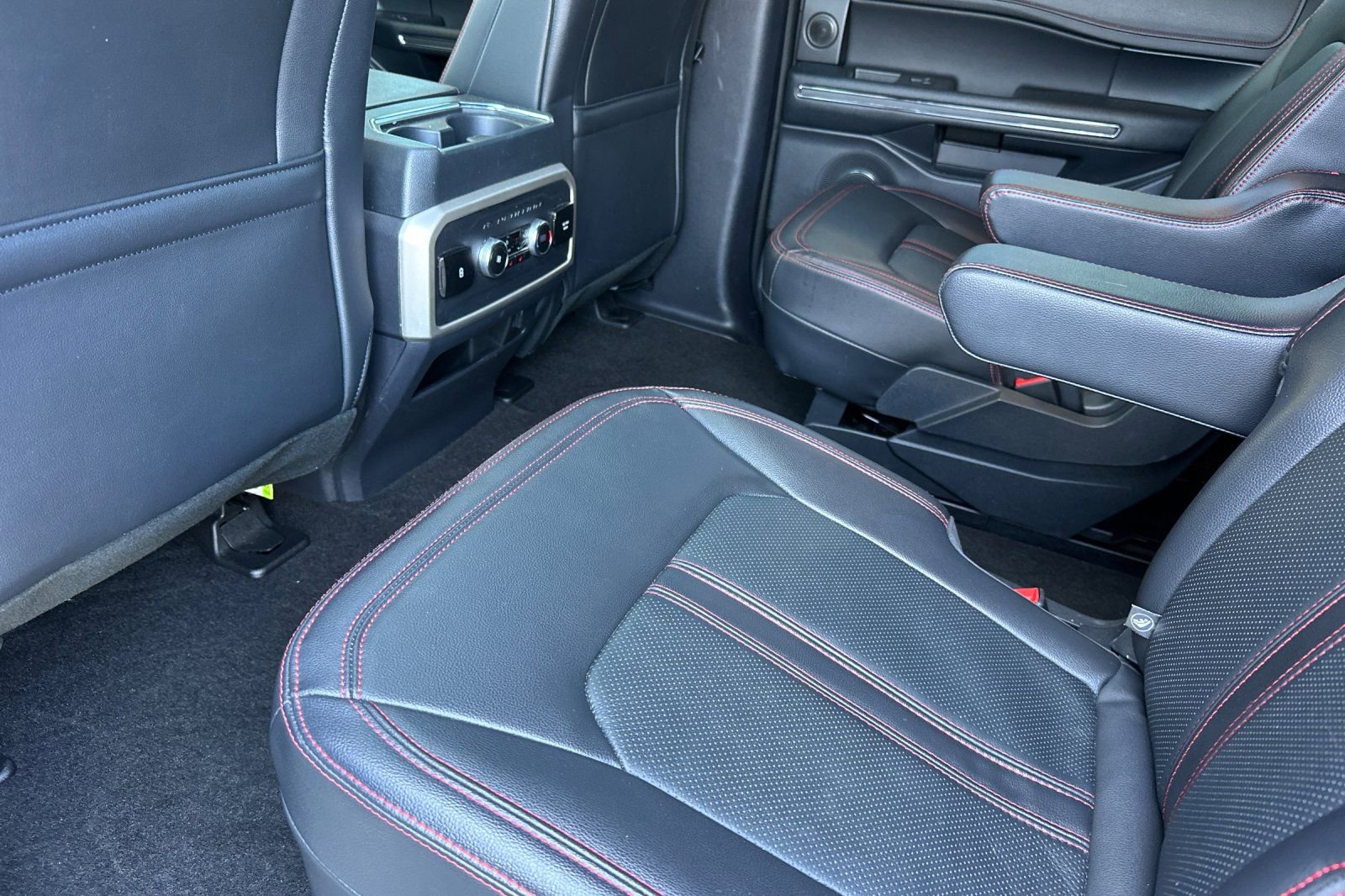 Certified 2023 Ford Expedition Max Limited image 11