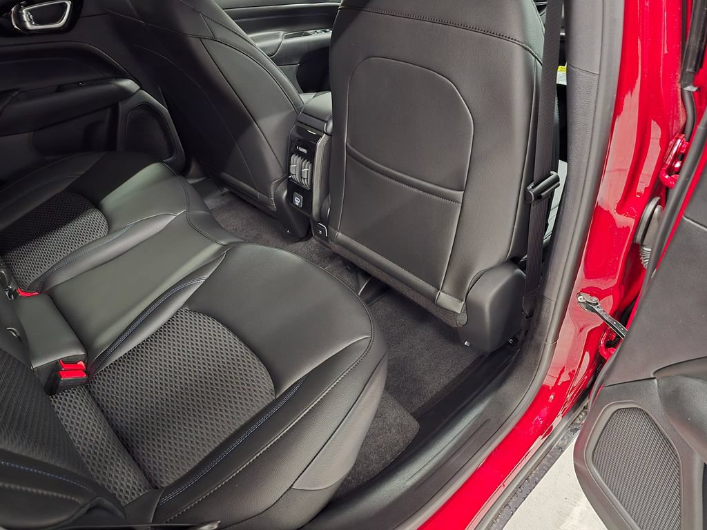 New 2026 Jeep Compass Latitude AWD/4WD image 29