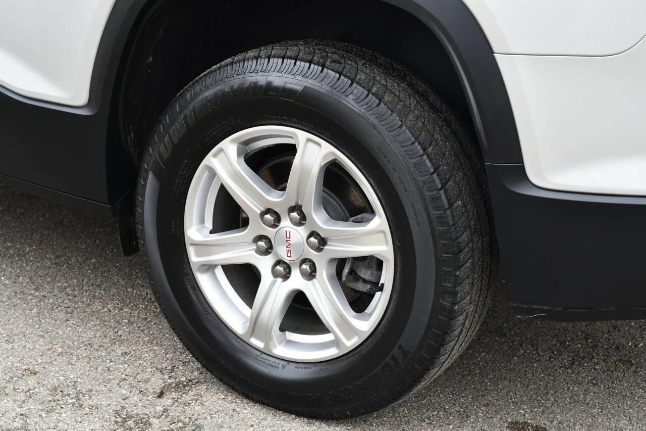 Used 2019 GMC Acadia SLE image 24