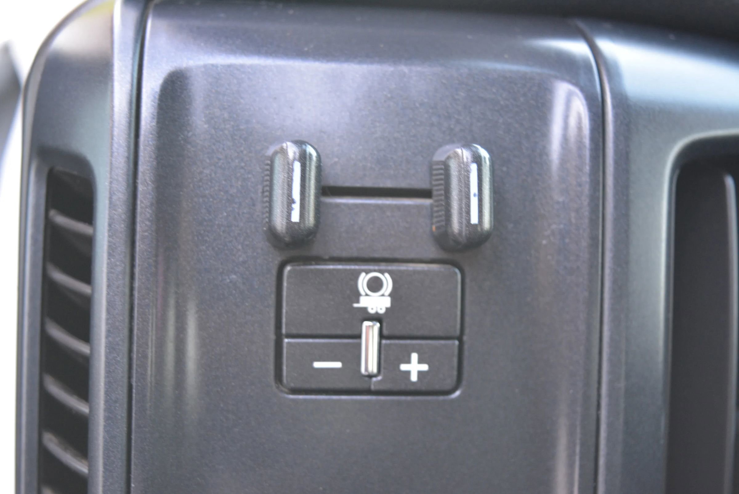 Used 2018 Chevrolet Silverado 2500 W/T image 27