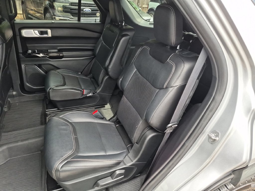 Certified 2022 Ford Explorer ST w/ Equipment Group 401A AWD/4WD image 32