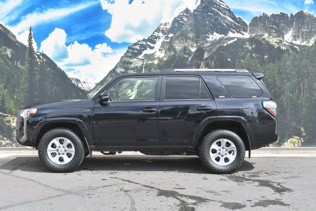 Certified 2024 Toyota 4Runner SR5 Premium w/ Moonroof Package AWD/4WD image 7