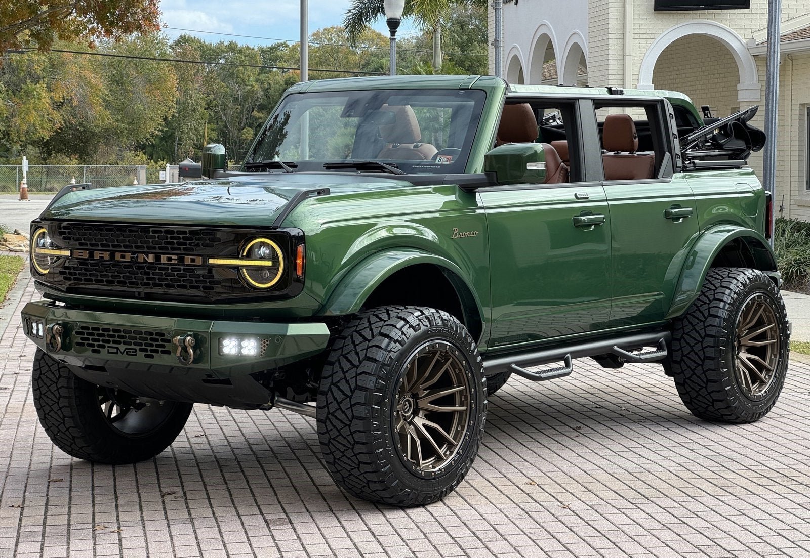 Used 2023 Ford Bronco Wildtrak AWD/4WD image 4
