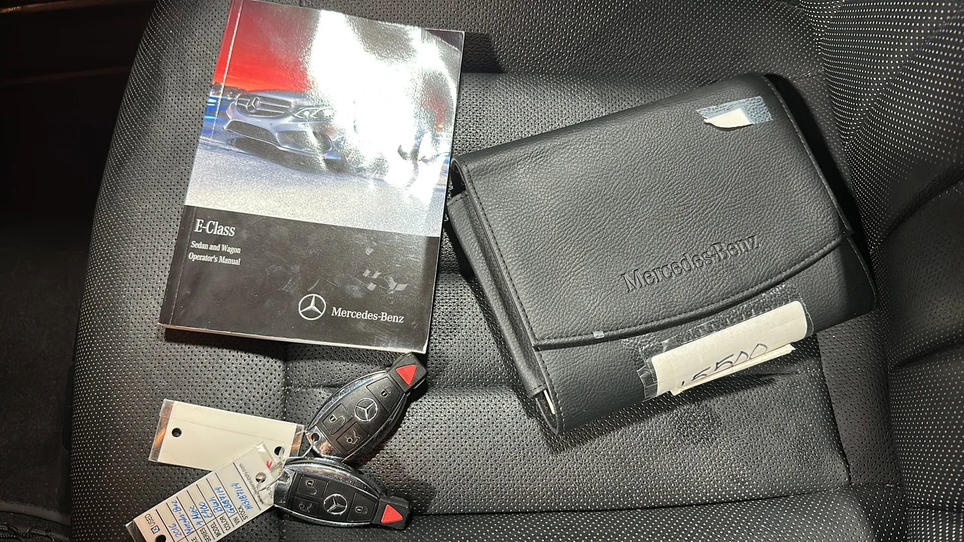 Used 2016 Mercedes-Benz E 400 4MATIC Sedan image 29