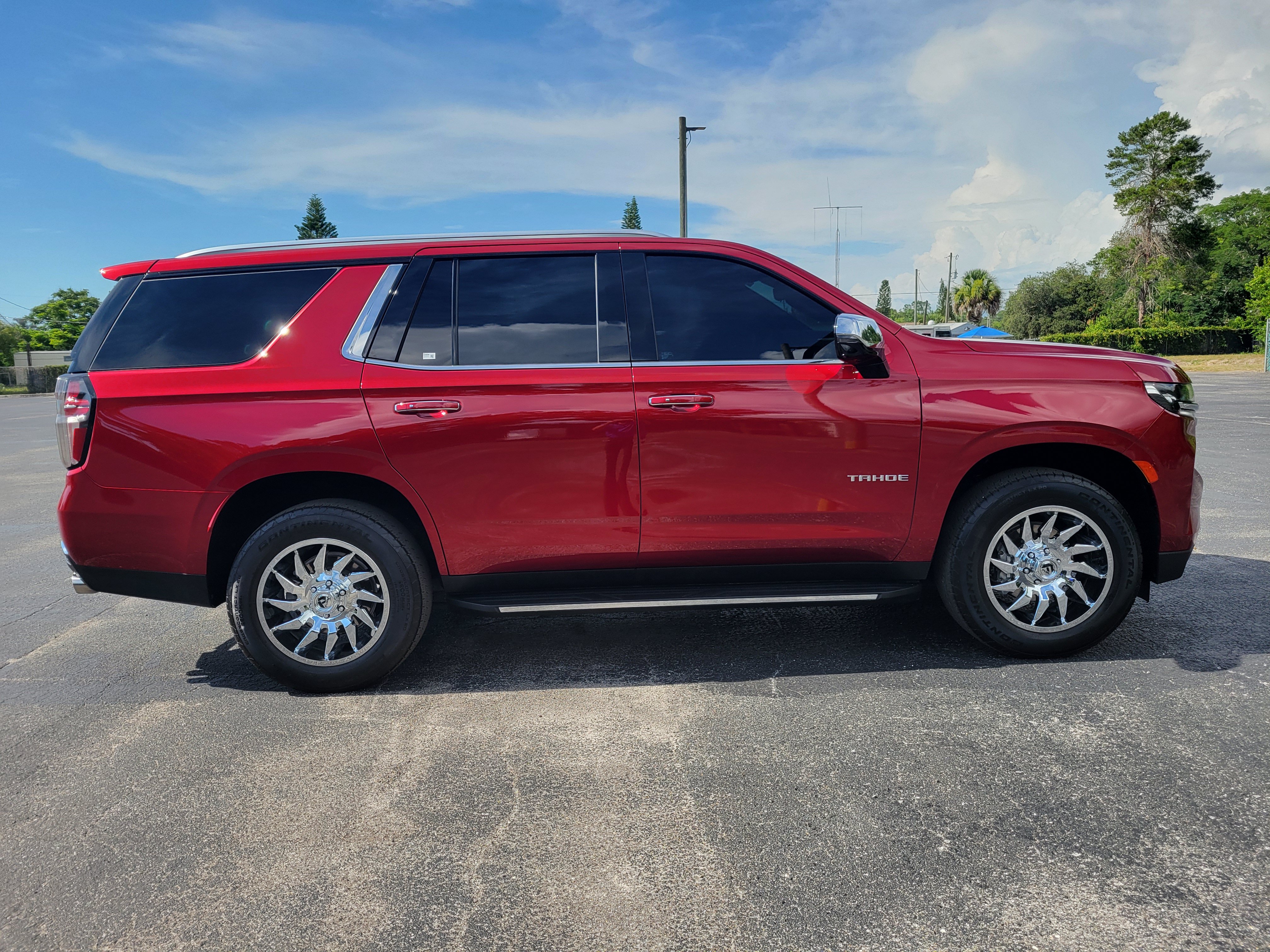 Certified 2024 Chevrolet Tahoe Premier w/ Premium Package 2 RWD image 4