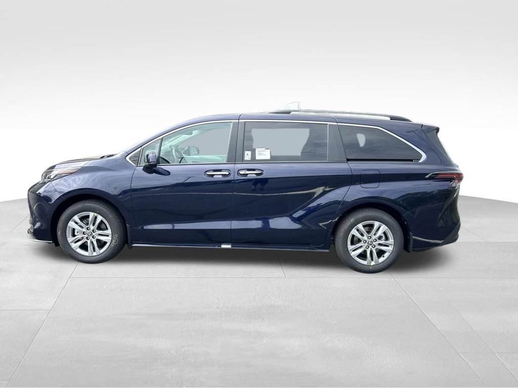 New 2026 Toyota Sienna XLE AWD/4WD image 2