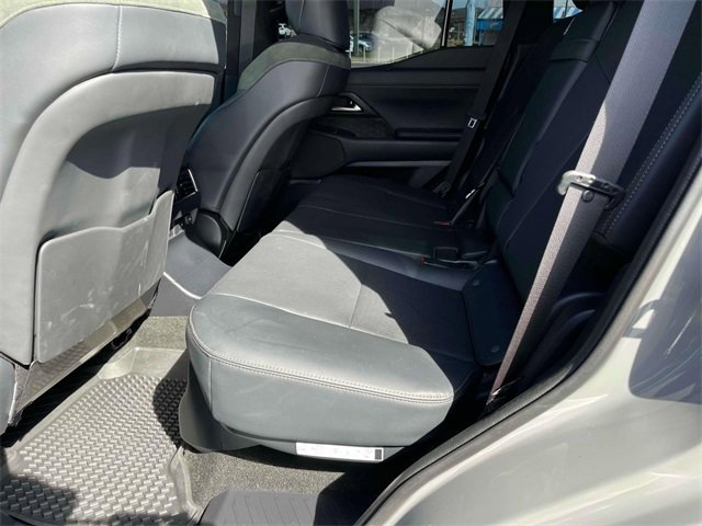 Used 2024 Lexus GX 550 image 15