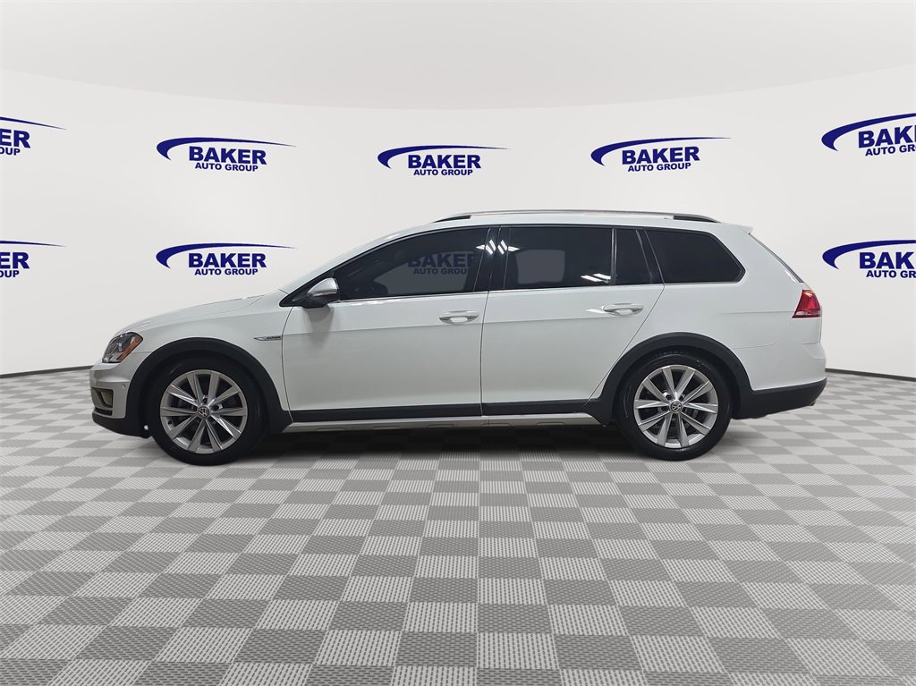Used 2017 Volkswagen Golf Alltrack SE image 8