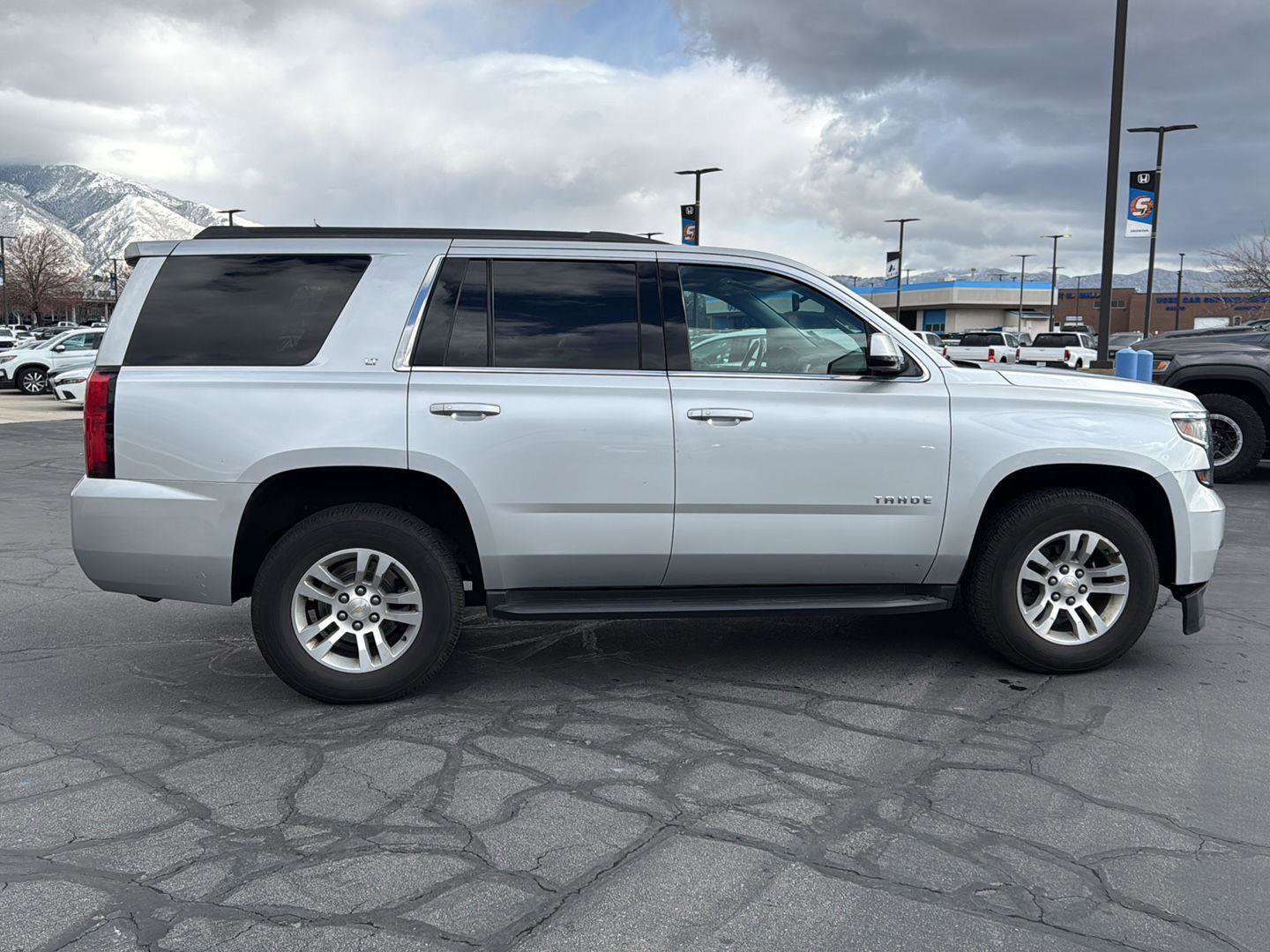 Used 2018 Chevrolet Tahoe LT AWD/4WD image 6