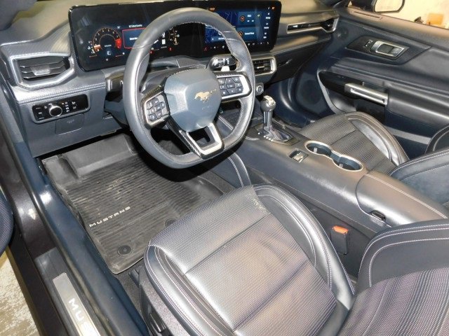 Used 2024 Ford Mustang GT Premium image 17