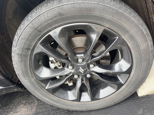 Used 2024 Dodge Durango SXT w/ SXT Blacktop Group image 2