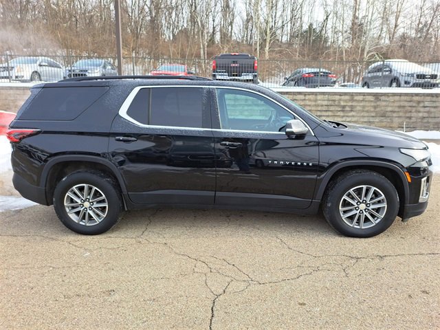 Used 2023 Chevrolet Traverse LT w/ LPO, Floor Liner Package image 6