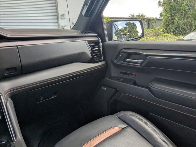 Used 2024 GMC Sierra 1500 AT4 AWD/4WD image 17