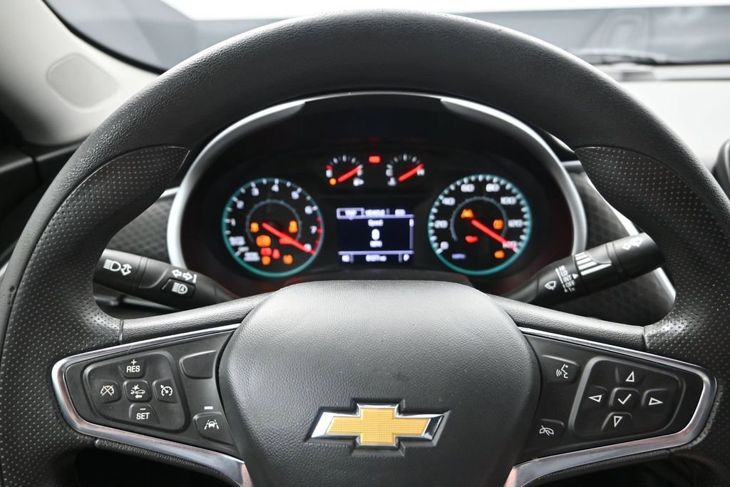 Used 2023 Chevrolet Malibu LT FWD image 15