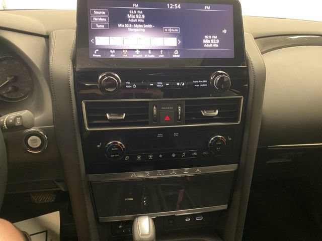 Used 2024 Nissan Armada SL w/ Midnight Edition Package AWD/4WD image 35