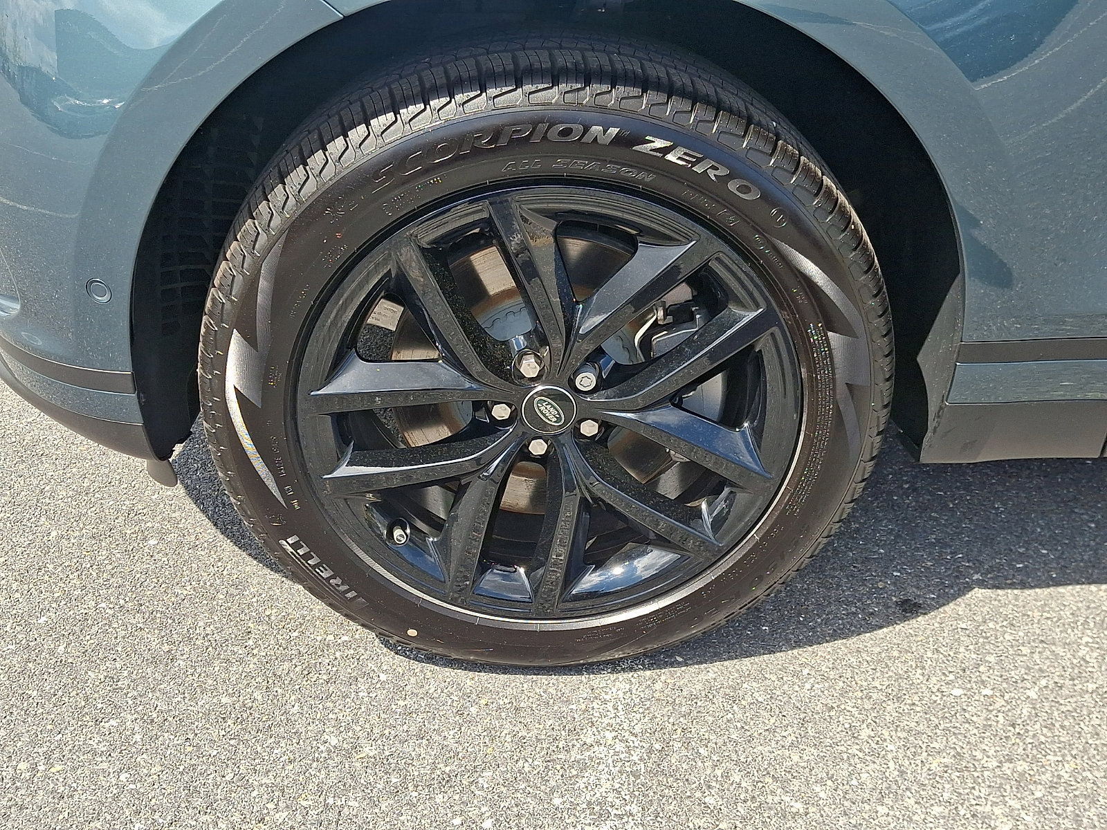 New 2026 Land Rover Range Rover Velar S AWD/4WD image 7