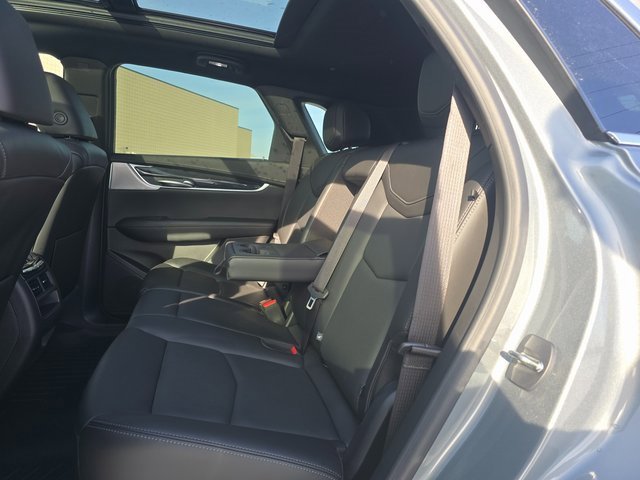 Used 2023 Cadillac XT5 Premium Luxury w/ Technology Package image 13