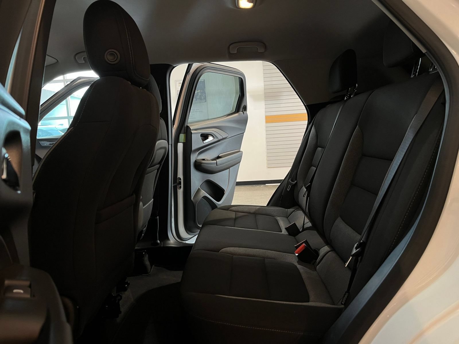 Used 2025 Chevrolet TrailBlazer LT FWD image 24