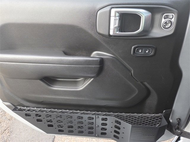 Used 2023 Jeep Gladiator Rubicon image 18