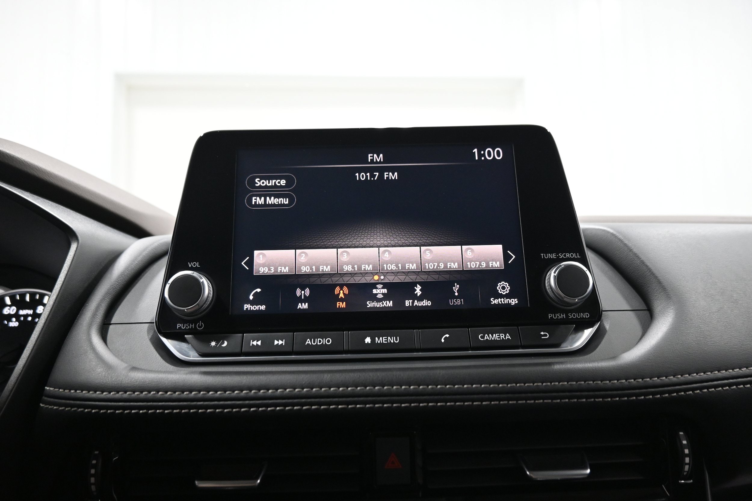 Used 2021 Nissan Rogue SV AWD/4WD image 14