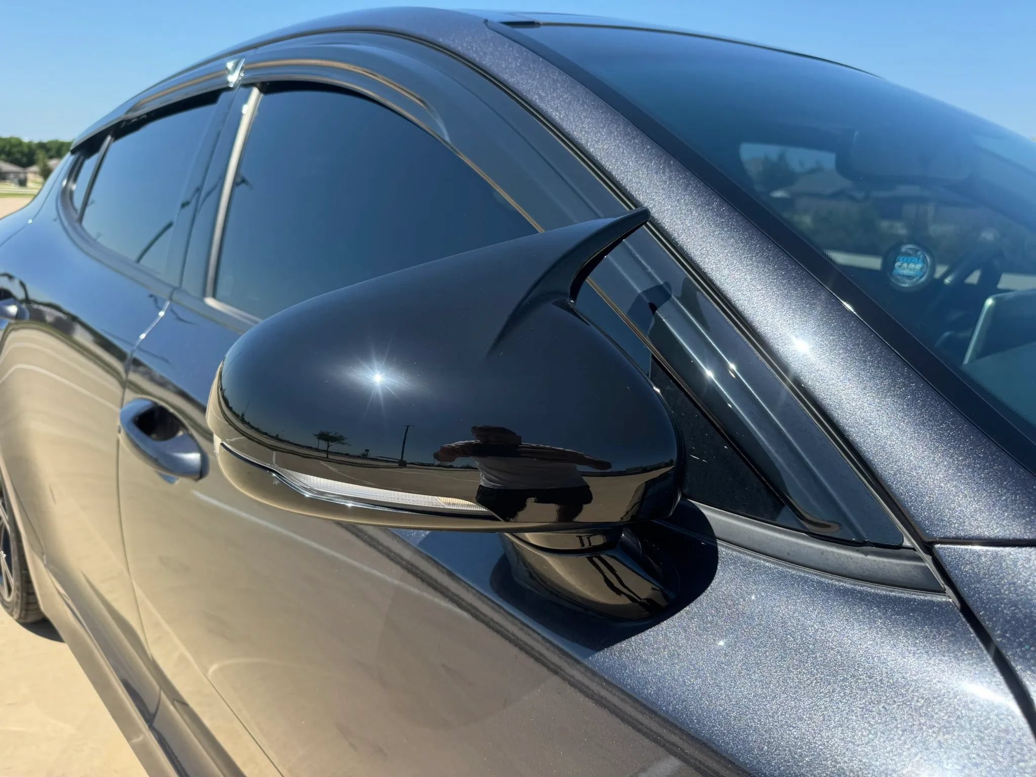 Used 2018 Kia Stinger GT1 AWD/4WD image 16