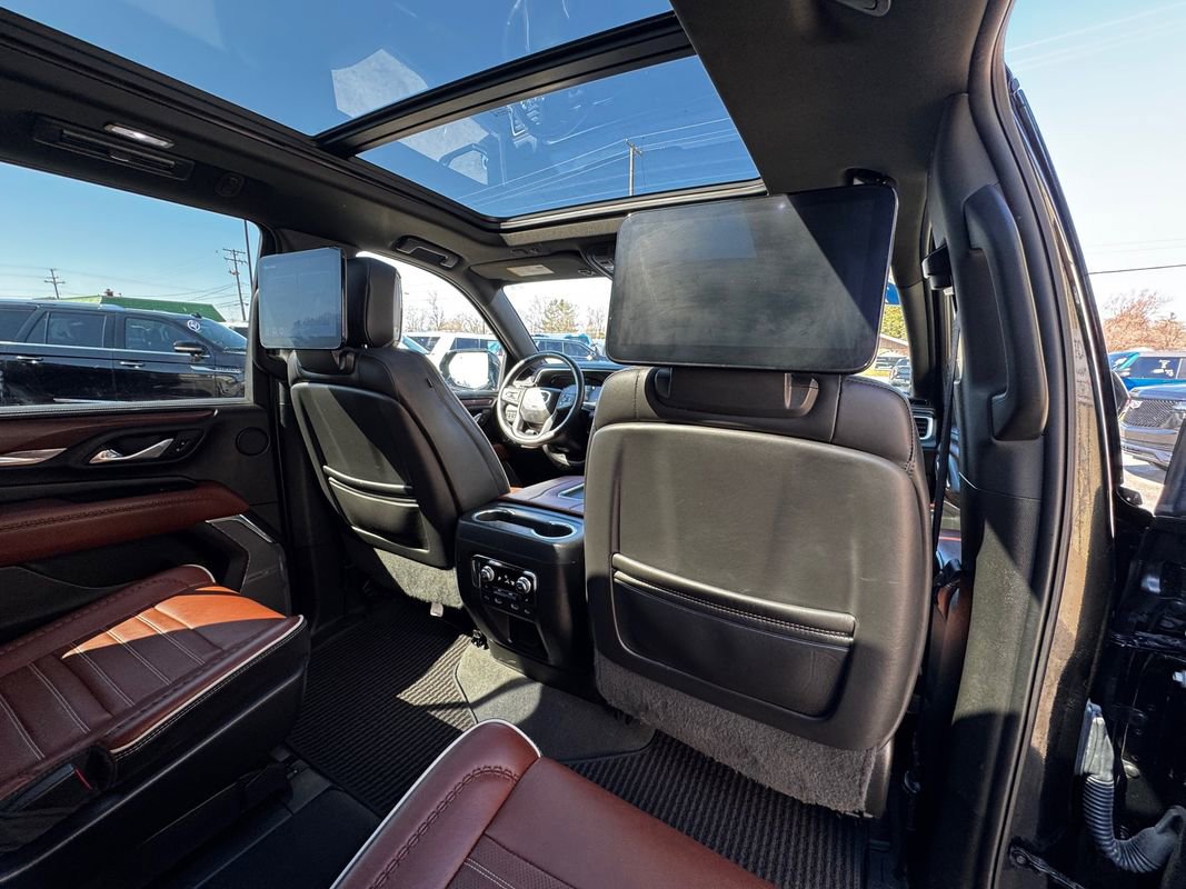 Used 2023 GMC Yukon Denali Ultimate image 47
