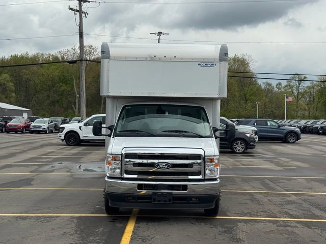 New 2027 Ford E-350 and Econoline 350 Super Duty w/ Power Equipment Group RWD image 2