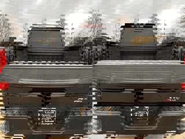 Used 2023 GMC Sierra 1500 AT4 w/ AT4 Premium Package image 33