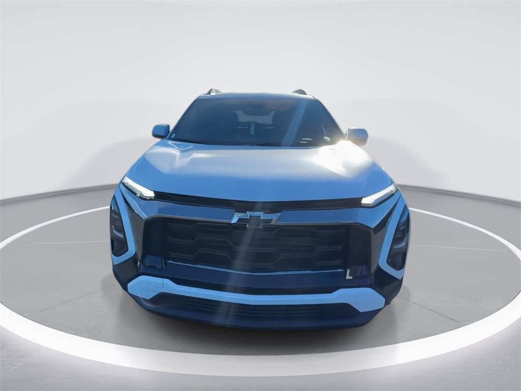 New 2026 Chevrolet Equinox ACTIV image 3
