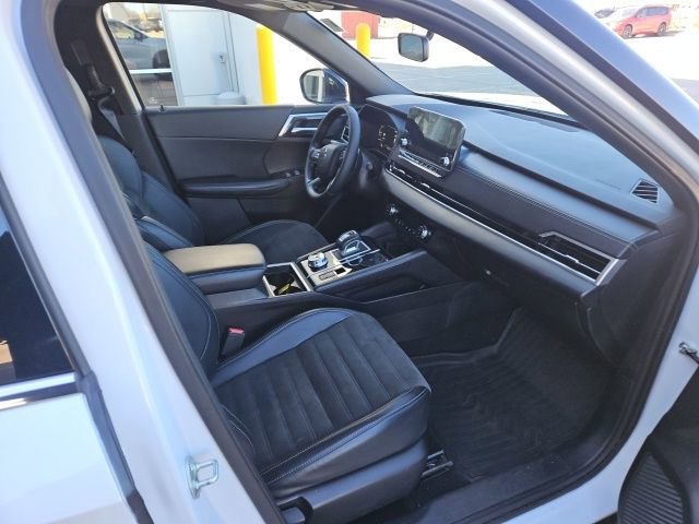 Used 2024 Mitsubishi Outlander SE Black Edition image 26