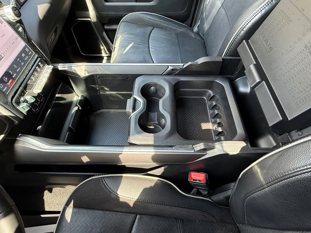 Used 2024 RAM 2500 Laramie w/ Night Edition image 34