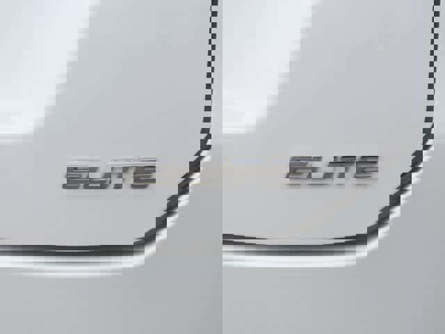 Certified 2023 Honda Pilot Elite image 8