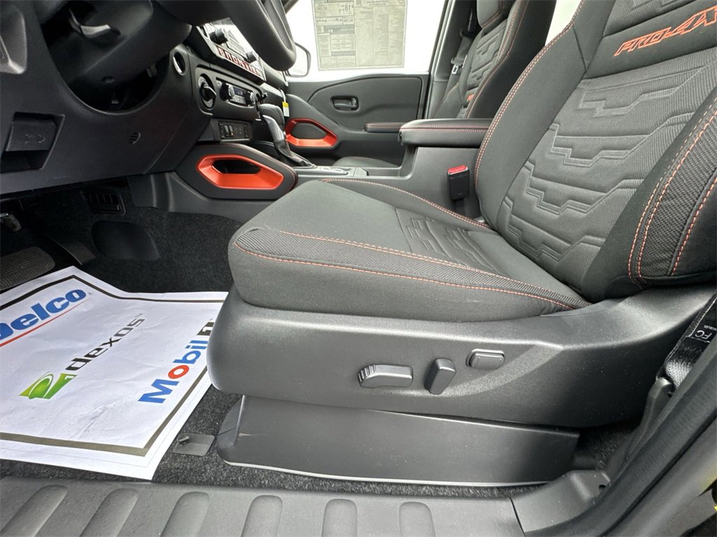 New 2026 Nissan Frontier PRO-4X image 12